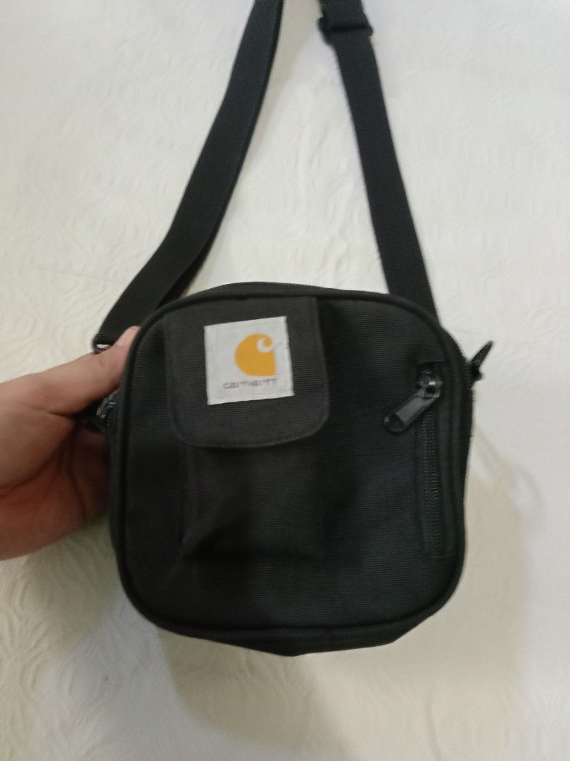 Carhartt Cp Sling (Category: Sling Bags) located in San Jose. Submitted by stopnshop_02 (Listing ID 1467625907, Image 2). Description: payment first no to joyjoy talk.