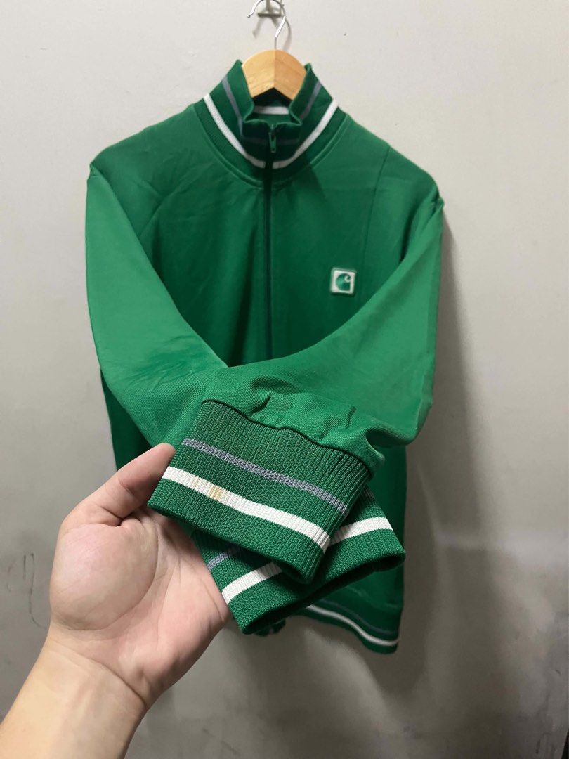 Carhartt Jumper Track Jacket (Category: Coats, Jackets and Outerwear) located in Mandaluyong City. Submitted by thruftss (Listing ID 1467807948, Image 3). Description: Carhartt Jumper Track Jacket DIMES: 21 x 27.5 ISSUE: Small Stains PRICE: 900 PESOS + SHIPPING FEE.