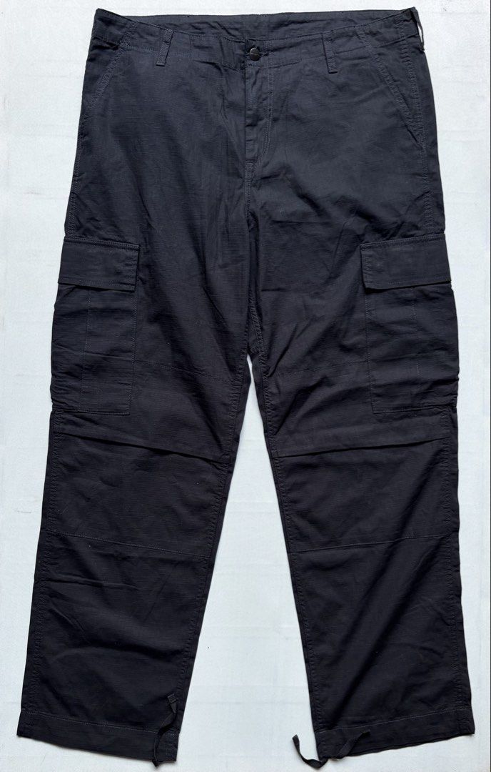 CARHARTT WIP Cargo RIPSTOP (Category: Chinos) located in Baguio. Submitted by viibodegaaa (Listing ID 1467735610, Image 2). Description: Item: CARHARTT WIP Cargo RIPSTOP Size: 36 Waist: 19.5’ Rise: 14’ Thigh: 14’ Inseam: 31’ Length: 43.5’ Leg opening: 9.5’ Price: 2880.