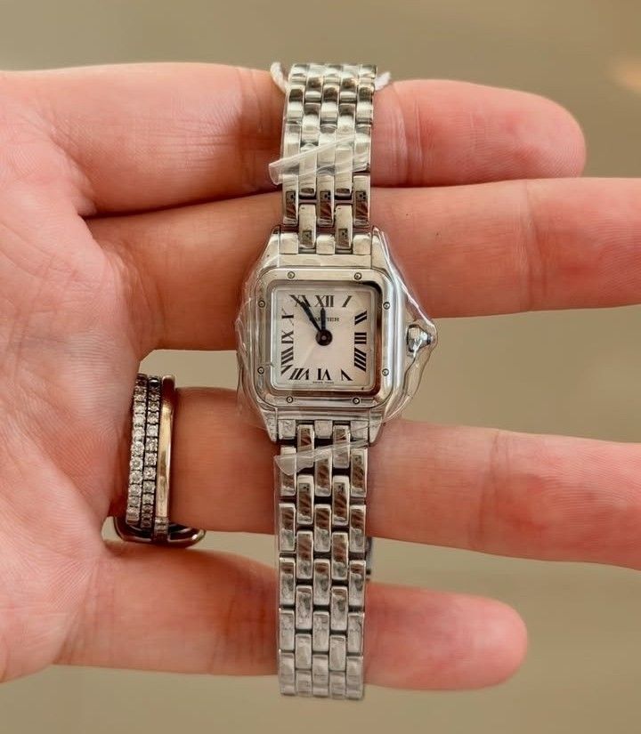 CARTIER PANTHERE MINI SIZE (Category: Luxury Watches) located in Pasig City. Submitted by titalana2011991 (Listing ID 1467611526, Image 1). Description: FIXED PRICE NO INCLUSIONS SAMEDAY DELIVERY LALAMOVE.