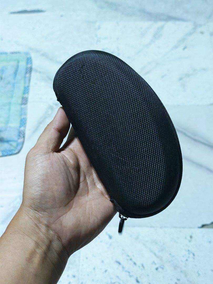 Case only (Category: Sunglasses & Eyewear) located in Carmona. Submitted by tech_hub_cavite (Listing ID 1467733967, Image 3). Description: .