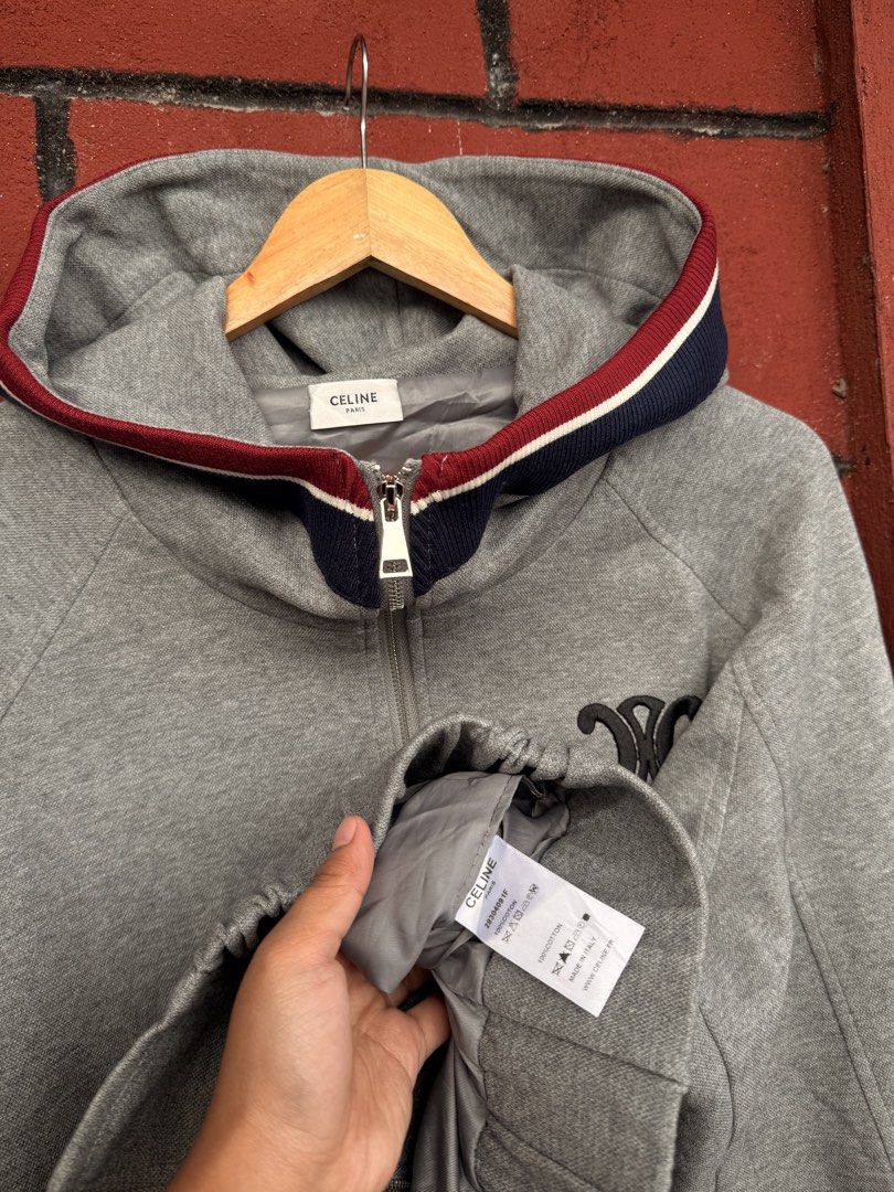 Celine (Category: Coats, Jackets and Outerwear) located in Baguio. Submitted by mardimercredi14 (Listing ID 1467642559, Image 3). Description: 🔥 Celine Dimensions: 25*27.5 Condition: excellent Color Rate: 10 ❌ none.