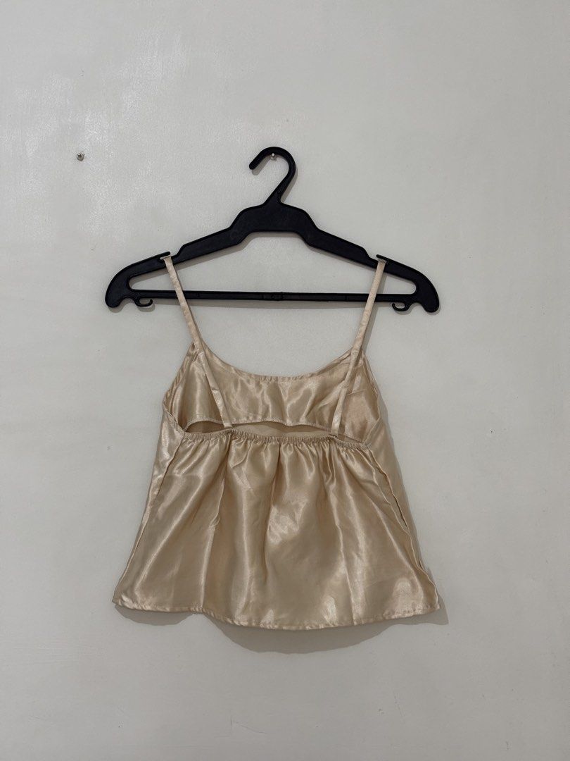 Champagne Silk Top (Category: Sleeveless) located in Quezon City. Submitted by chrissie__ (Listing ID 1467688664, Image 2). Description: ▪️Can be used underneath a Filipiñana ▪️ Used once.