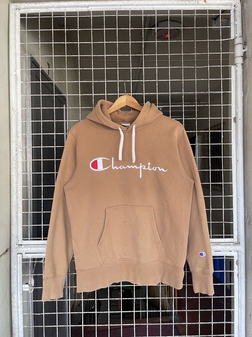 Champion Script Hoodie (Category: Coats, Jackets and Outerwear) located in Manila. Submitted by oftherack_04 (Listing ID 1467667925, Image 1). Description: Size Large Excellent condition No issue Brown Color Way .