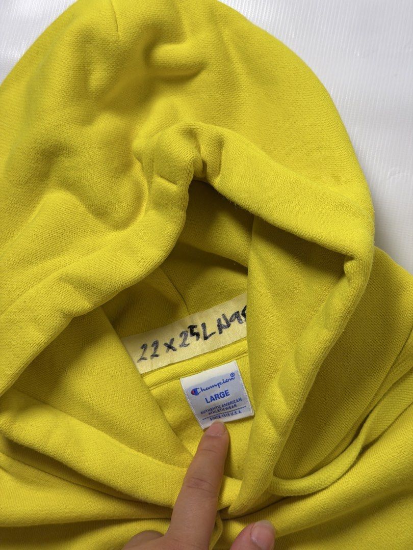Champion Yellow Hoodie Large (Category: Hoodies) located in Gapan. Submitted by rasthriftshop (Listing ID 1467804135, Image 3). Description: CHAMPION Size on tag: L Dimes: 22 x 25 ₱650 + sf Condition: Excellent Color rate: 9/10 Issue: None.