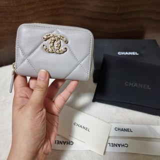 (Category: ) located in . Submitted by fashiondera. (Listing ID 1467643717, Image 1). Description: .