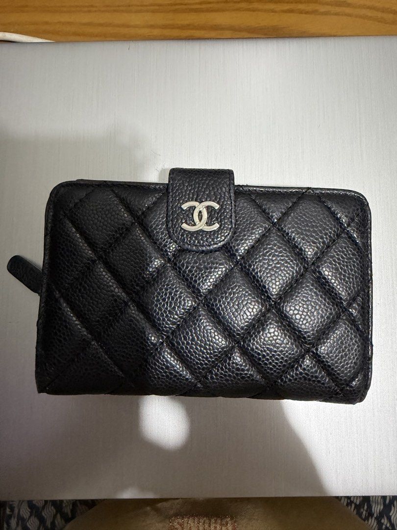 CHANEL BIFOLD WALLET (Category: Luxury Bags & Wallets) located in Magsaysay. Submitted by goodiesthift (Listing ID 1467639079, Image 1). Description: Chanel wallet caviar leather from Korean surplus preloved. missing holo zipper black color.