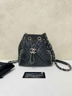 (Category: ) located in . Submitted by collynluxurybag (Listing ID 1467742911, Image 1). Description: .