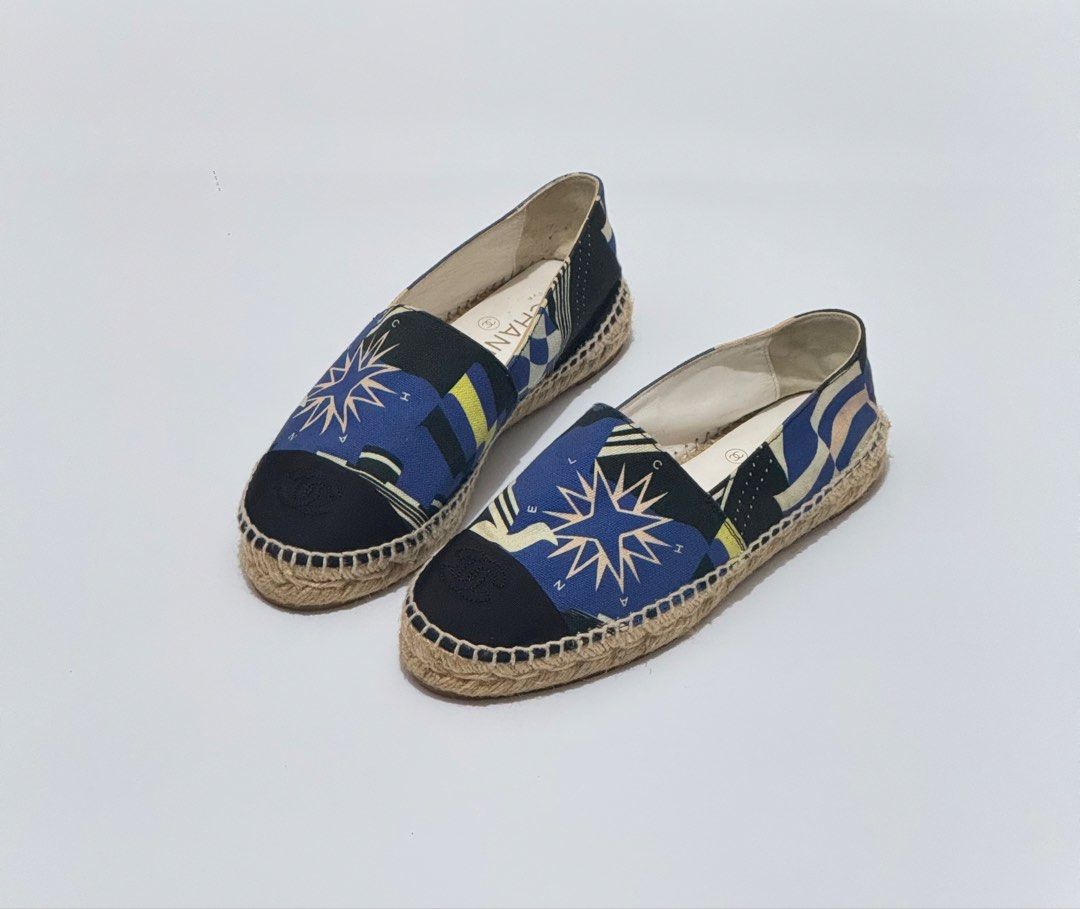 Chanel Espadrilles (Category: Flats & Sandals) located in Quezon City. Submitted by byuklph (Listing ID 1467800233, Image 1). Description: Auth💯size37/24cm Excellent condition no inclusion .
