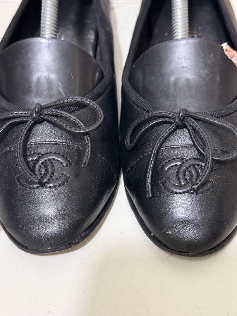 Chanel Leather Ballerina Flats (Category: Flats & Sandals) located in Quezon City. Submitted by in_vogue (Listing ID 1467605659, Image 2). Description: .