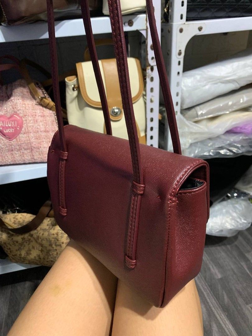 Chanel Mini Preppy Coco Flap (Category: Shoulder Bags) located in Valenzuela. Submitted by _prettysimplecollection (Listing ID 1467775600, Image 2). Description: .