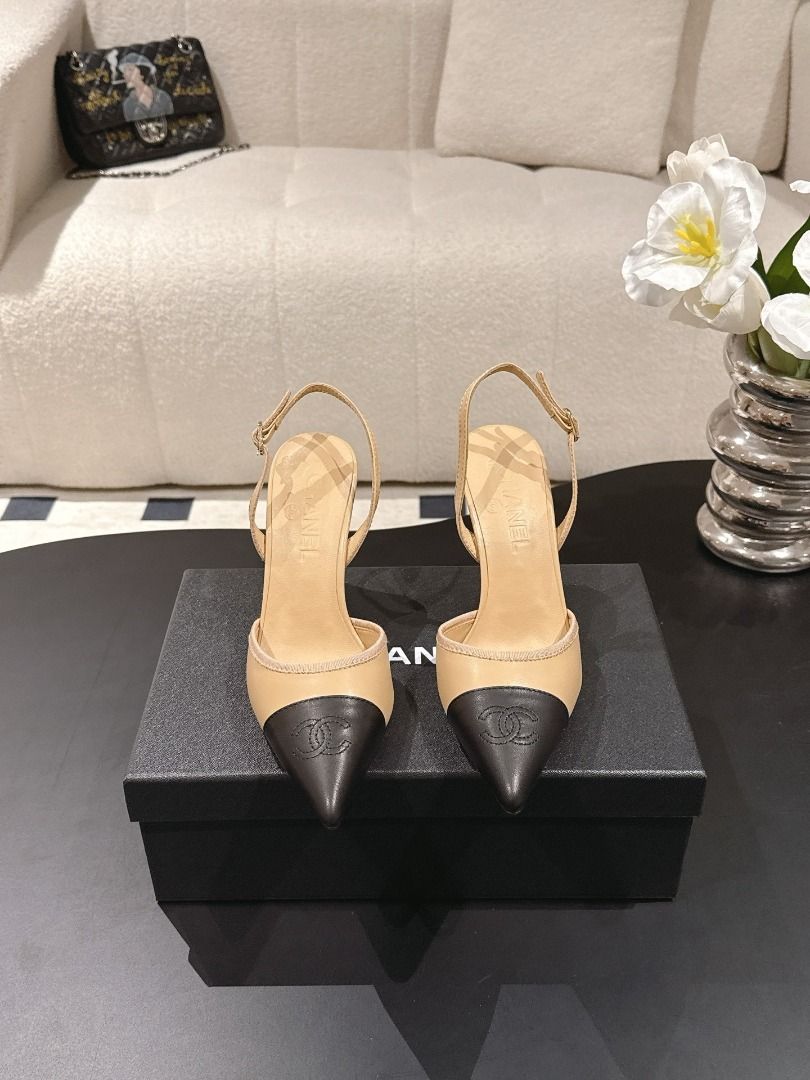 Chanel pointed-toe high heels（High-end custom model) (Category: Heels) located in Mandaluyong City. Submitted by oddcrystal-2bc533 (Listing ID 1467622557, Image 1). Description: Unboxing is stunning! The color combinations hit the aesthetic sweet spot 💘 2CM flat shoes and 9CM heels, catering to different girls' needs ▫️ Light blue with gray | Fresh and gentle, perfect for work or dates ▫️ Nude with black | Classic and timeless, matches everythin