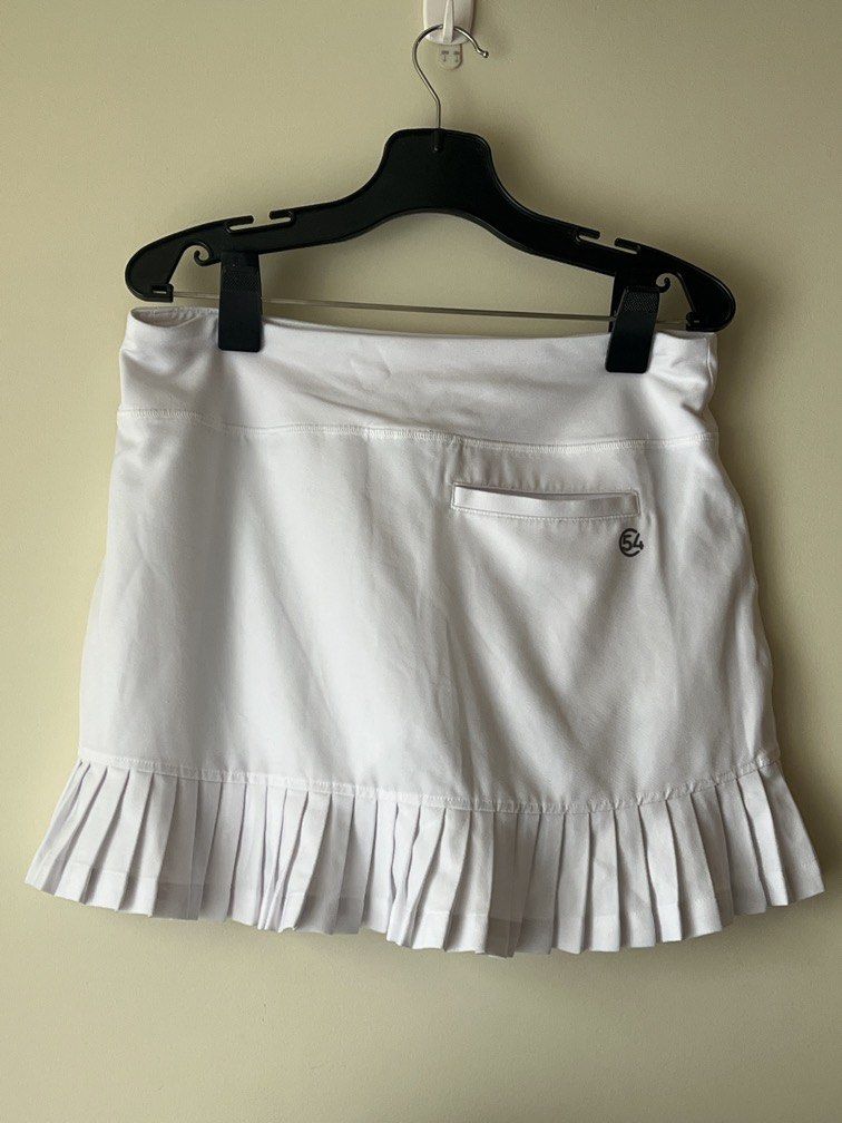 Chase 54 white golf skort (Category: Activewear) located in Pasig City. Submitted by sandace (Listing ID 1467609703, Image 2). Description: Authentic .