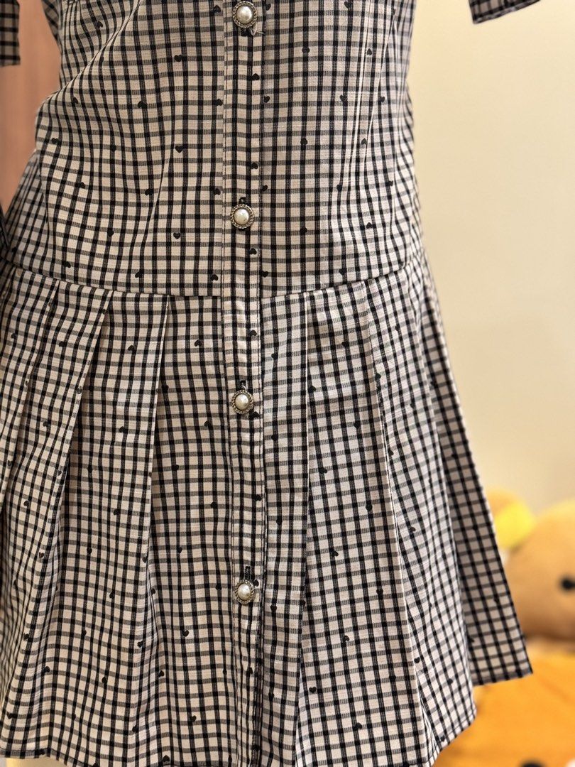 checkered mini dress with pearl buttons (Category: Dresses) located in Makati City. Submitted by lemon4444 (Listing ID 1467732584, Image 3). Description: best fit medium.