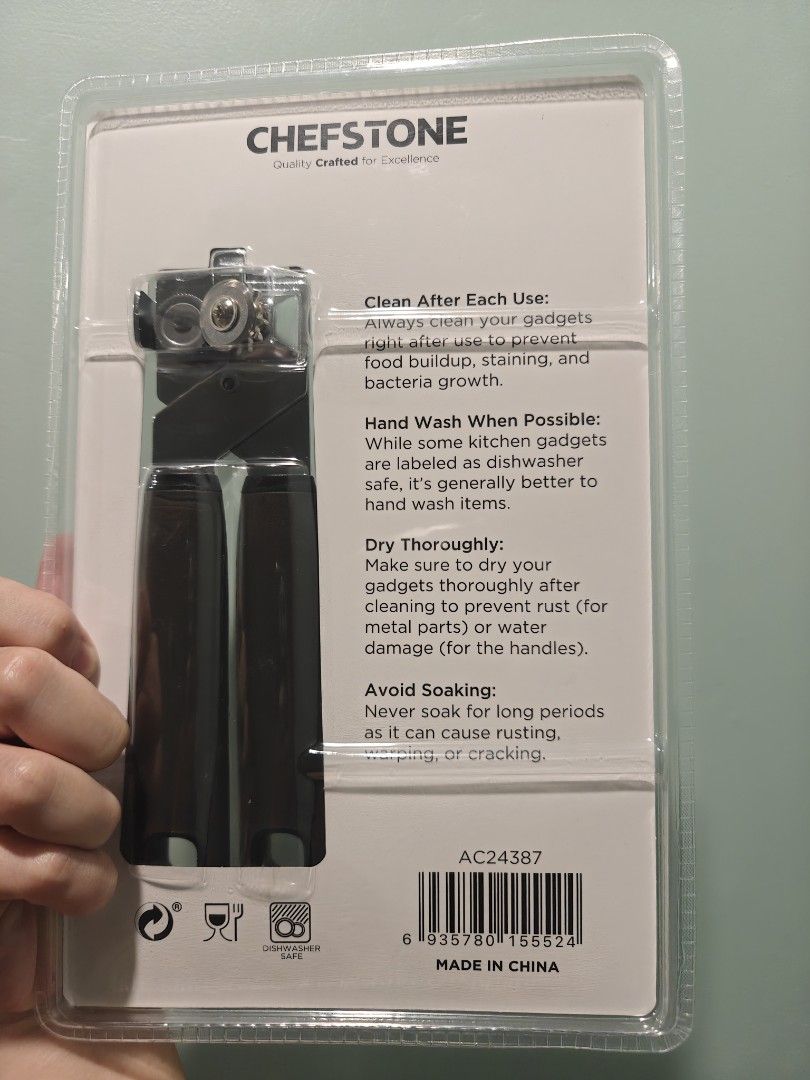 Chefstone Kitchen Gadget Set 2PK Peeler Can Opener (Category: Knives & Chopping Boards) located in Quezon City. Submitted by goldsiy456 (Listing ID 1467768036, Image 2). Description: - Brand: Chefstone - Condition: Brand new in original blister pack - Set includes: 18cm peeler and 20.5cm can opener - Design: Elegant dark brown handles with durable metal components - Care instructions: Hand wash recommended and dry thoroughly after use .