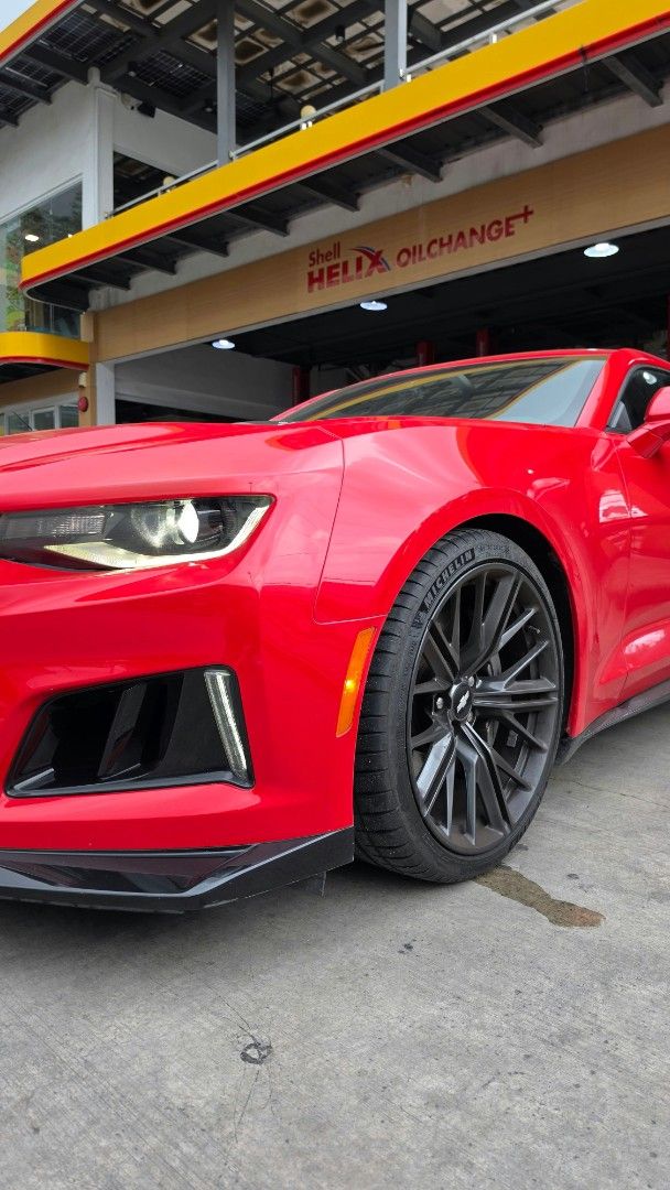 Chevrolet camaro zl1 Auto (Category: Used Cars) located in Manila. Submitted by jenemar_andrino (Listing ID 1467636973, Image 2). Description: s NEW ARRIVAL, QUALITY UNIT, FRESH CATCH! ❗️For sale, Cash, Trade in, Financing❗️ ✔️2019 Chevrolet Camaro ZL1 (Supercharged V8 650 Horsepower 🐎) Asking price ₱4,190,000 💰 (Negotiable upon viewing ) Upgraded: ✔️New Michellin PS4 Tires ✔️After-market Track Edition Spoiler ✔️New Magnetic Ride Control Shocks