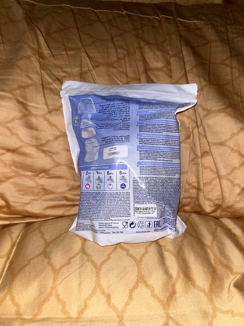 Chicco Natural Feeling Baby Bottle 150ml 0m+ (Category: Breastfeeding & Bottle Feeding) located in Pasig City. Submitted by rielle.d (Listing ID 1467761665, Image 2). Description: - Brand new and sealed Chicco Natural Feeling baby bottle (150ml) - newborns 0+ months - anti-colic valve - Ergonomic - Made in Italy and 0% BPA.