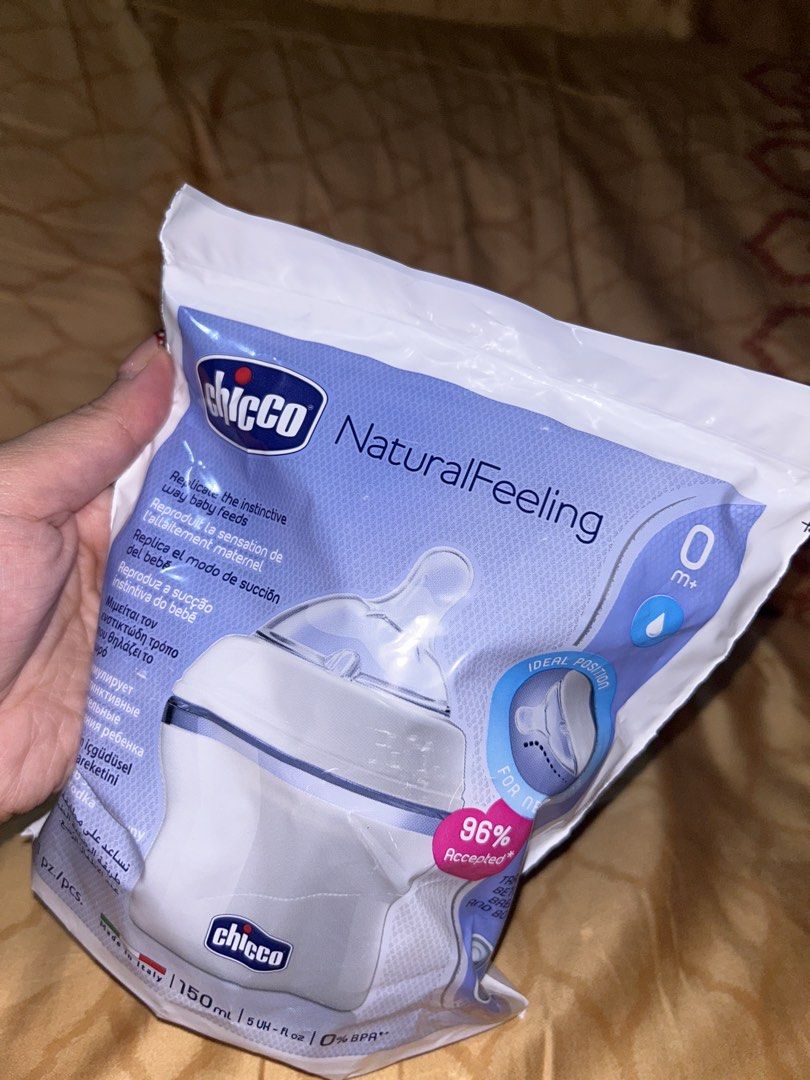 Chicco Natural Feeling Baby Bottle 150ml 0m+ (Category: Breastfeeding & Bottle Feeding) located in Pasig City. Submitted by rielle.d (Listing ID 1467761665, Image 3). Description: - Brand new and sealed Chicco Natural Feeling baby bottle (150ml) - newborns 0+ months - anti-colic valve - Ergonomic - Made in Italy and 0% BPA.