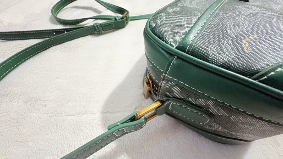 CHRISTY NG (Category: Luxury Bags & Wallets) located in Manila. Submitted by rose_9090 (Listing ID 1467702890, Image 3). Description: Price: 1000❌ 650✅ Colored excellent ❗️❗️ Zipper good Expect little flaws beside of sling No box , no dust bag 5x use only. .