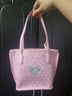 (Category: ) located in . Submitted by fashiondera. (Listing ID 1467641899, Image 1). Description: .