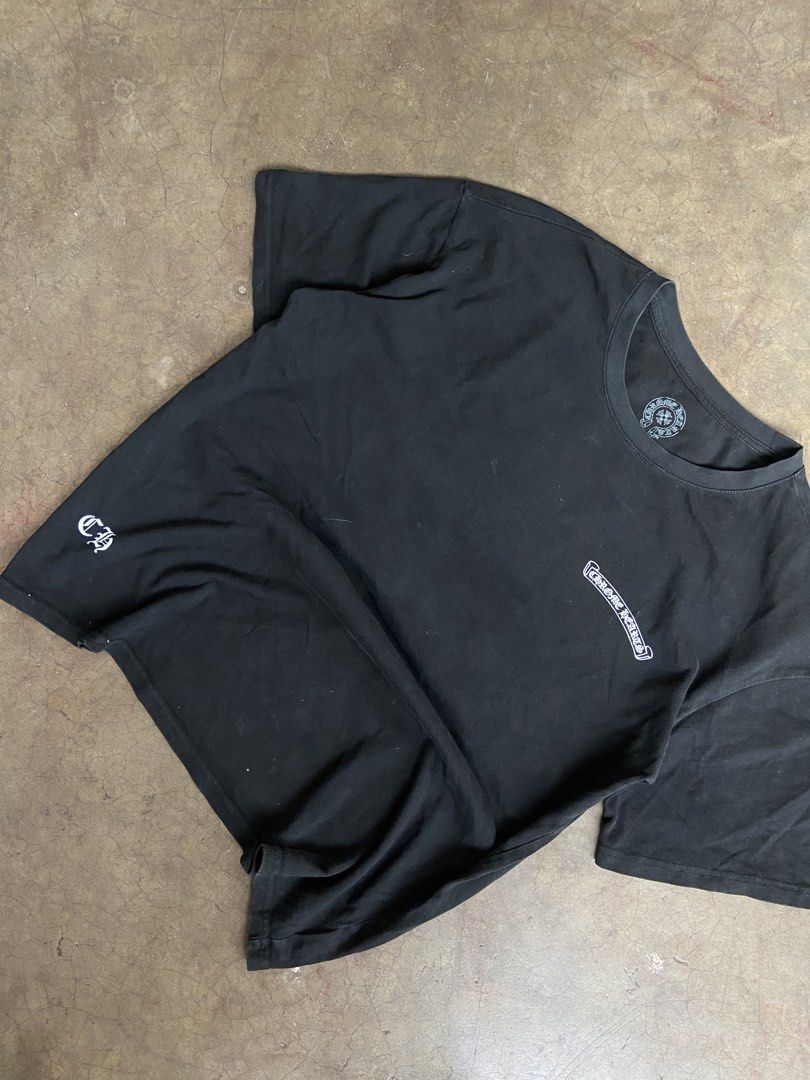 Chrome Heart Multi Cross T cemetery (Category: Formal Shirts) located in General Santos City (Dadiangas). Submitted by streetwear.thrift.hunter (Listing ID 1467791916, Image 2). Description: .