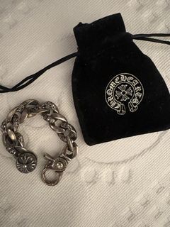 (Category: ) located in . Submitted by loveloudcryquiet (Listing ID 1467728012, Image 1). Description: .
