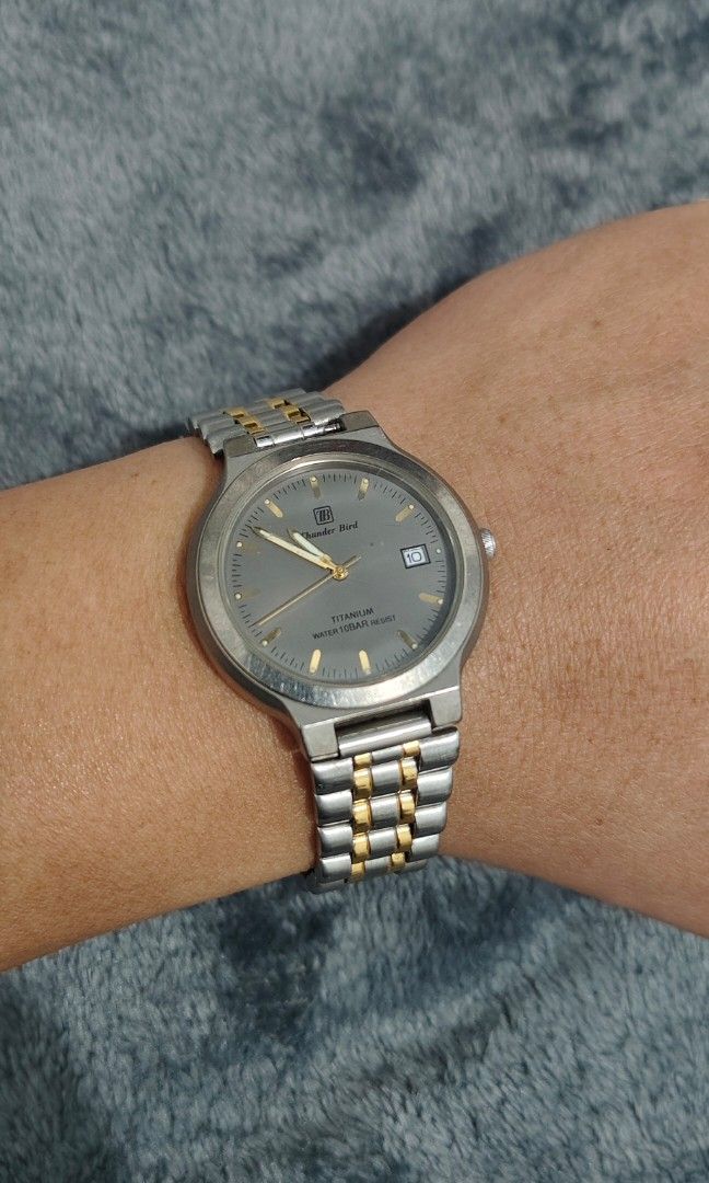 Citizen Thunder Bird (Full Titanium) (Category: Men's Watches) located in Cebu City. Submitted by aceoftime (Listing ID 1467765789, Image 1). Description: In good condition Analog quartz with date display Tjtanium case and bracelet 10bar water resist Made by Citizen Watch only Our Guarantee: 💯 Authentic All watches are checked by our experienced technician to ensure good functionality Please manage your expectations since these are preloved watc