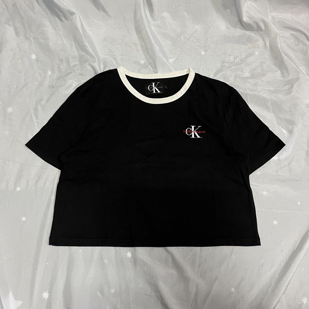 CK calvin klein black cropped top (Category: Shirts) located in Muntinlupa City. Submitted by ninenine.collective (Listing ID 1467607464, Image 1). Description: CK calvin klein black - 20/19.