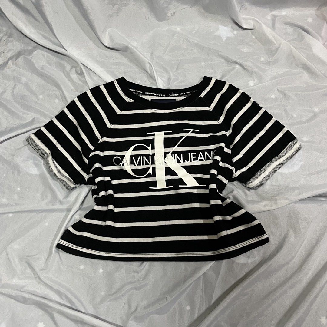 CK calvin klein black white stripes (Category: Shirts) located in Muntinlupa City. Submitted by ninenine.collective (Listing ID 1467607542, Image 1). Description: CK calvin klein black white stripes - 20/19.