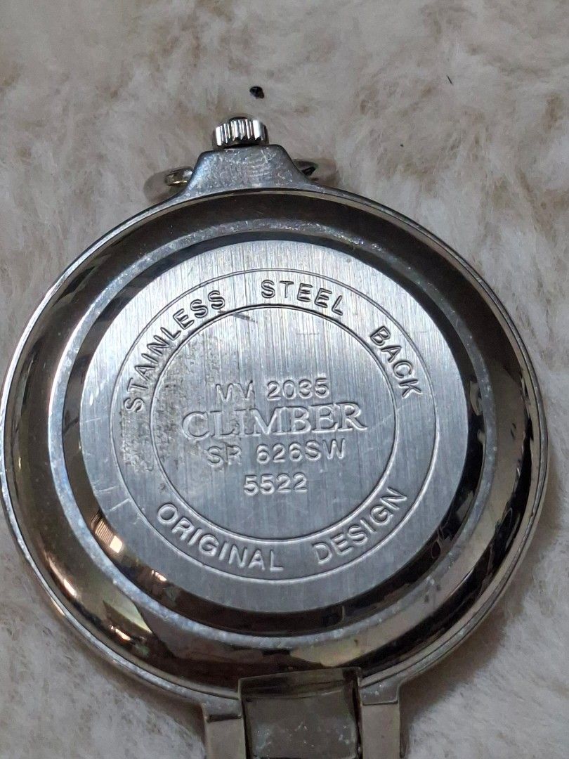 CLIMBER PENDANT POCKET WATCH (Category: Men's Watches) located in Las Pinas. Submitted by annachiaonair2037 (Listing ID 1467692033, Image 2). Description: CLIMBER PENDANT POCKET WATCH FROM JAPAN QUARTZ STAINLESD STEEL Disclaimer: I am not affiliated with, associated with, or authorized by any of the brands featured posted. Any mention of brand names, trademarks, or logos is solely for identification and reference purposes only..