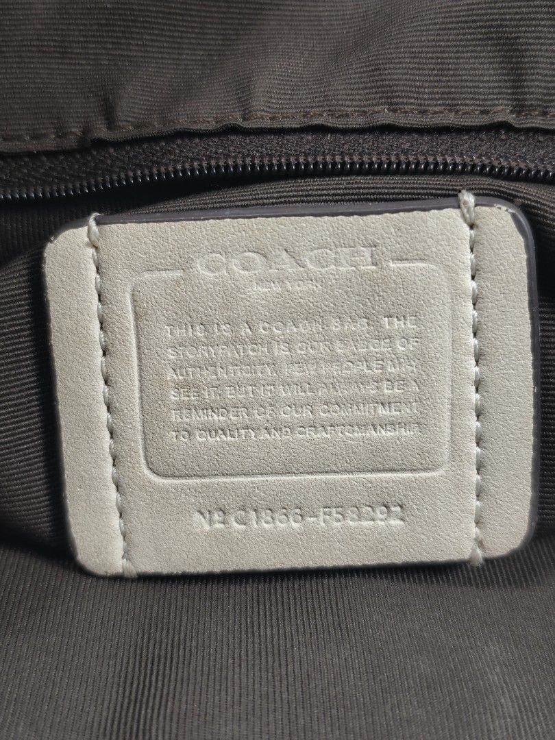 Coach City Zip Tote (Authentic/OG) (Category: Luxury Bags & Wallets) located in General Trias. Submitted by _roseandcarry (Listing ID 1467701665, Image 3). Description: Coach City Zip Tote in Signature Canvas 🏷️ Style Code: F58292 (2018) 🔎 Authenticity: Authentic/OG 🇯🇵 sourced 👉🏻 Issues: Corner rubs, black markings on the body, handle wears, rubber linings, but painted black so it blends in. Very clean inside. • Material: Signature coated c