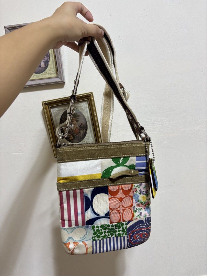 Coach Patchwork Swingpack (Category: Cross-body Bags) located in Cabanatuan. Submitted by cristalyngonzales (Listing ID 1467753908, Image 1). Description: in good cond, signs of used pls see posted dets.