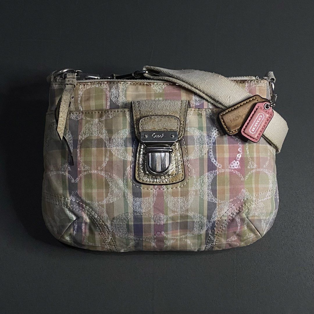 Coach Poppy Plaid Sequin Sling Bag (Category: Sling Bags) located in Cavite. Submitted by lit_loots (Listing ID 1467790032, Image 1). Description: Good condition Minimal rubs only.