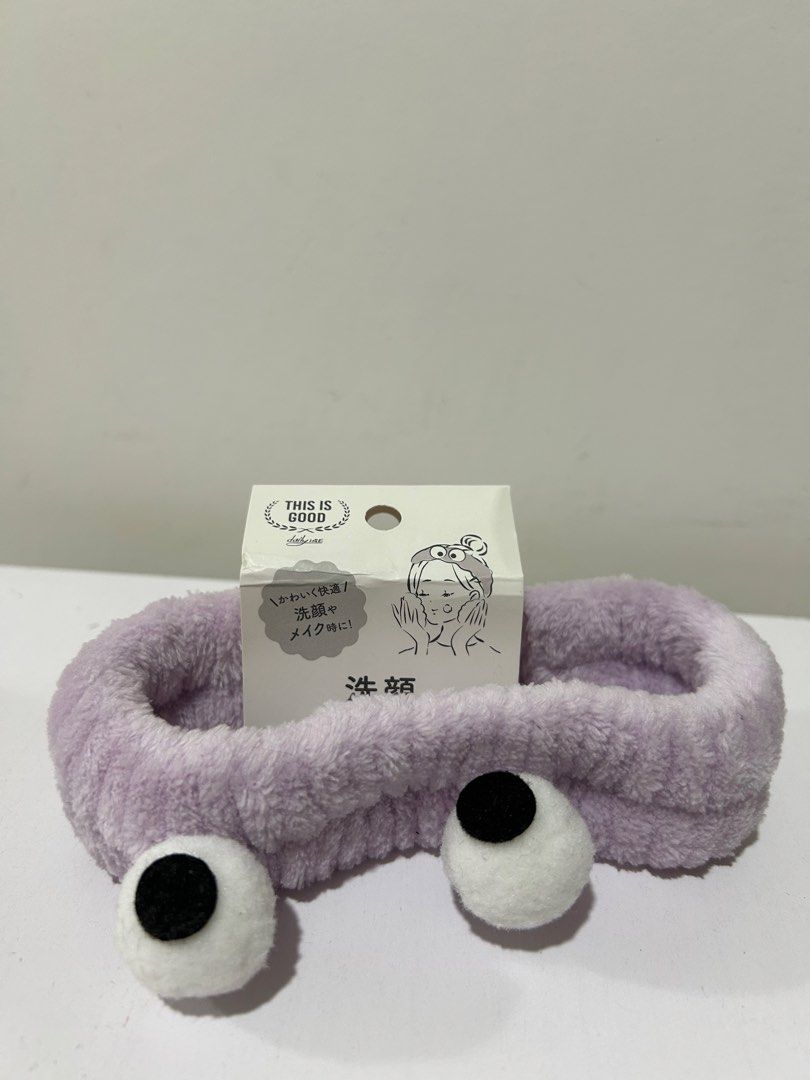 Coins This is Good Headband (Category: Hair) located in Rizal. Submitted by CMaeCAme (Listing ID 1467712368, Image 1). Description: Brandnew! For washing face.