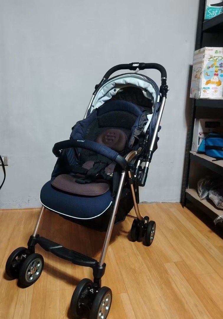 Combi diaclasse auto4cas (Category: Strollers) located in Dasmarinas. Submitted by sheanne0828 (Listing ID 1467733190, Image 3). Description: ‼️📢 New Arrival Alert📢 ‼️ ❤️Combi Diaclasse Auto4Cas❤️ Brandnew Price: 31k 💥‼️Mine @ 3,999 only‼️💥 Good as new/no faded parts Compact fold Reversible handle Bendable handle Fully recline seat Full range canopy Detachable front bar 5 point safety harness Auto swivel wheels Washable cover.