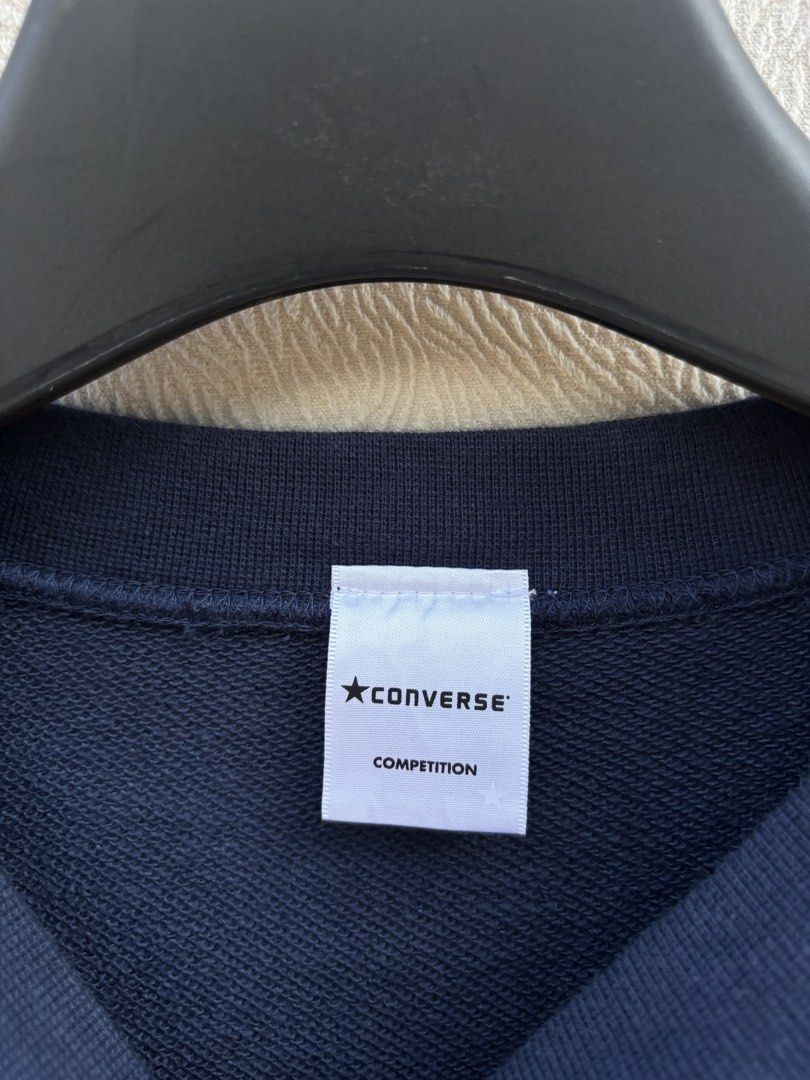 Converse Crewneck (Category: Coats, Jackets and Outerwear) located in Baybay. Submitted by thrift.ed2023 (Listing ID 1467670070, Image 3). Description: Converse Crewneck Large to XL 22x31 No Issue Need Wash Good as New .