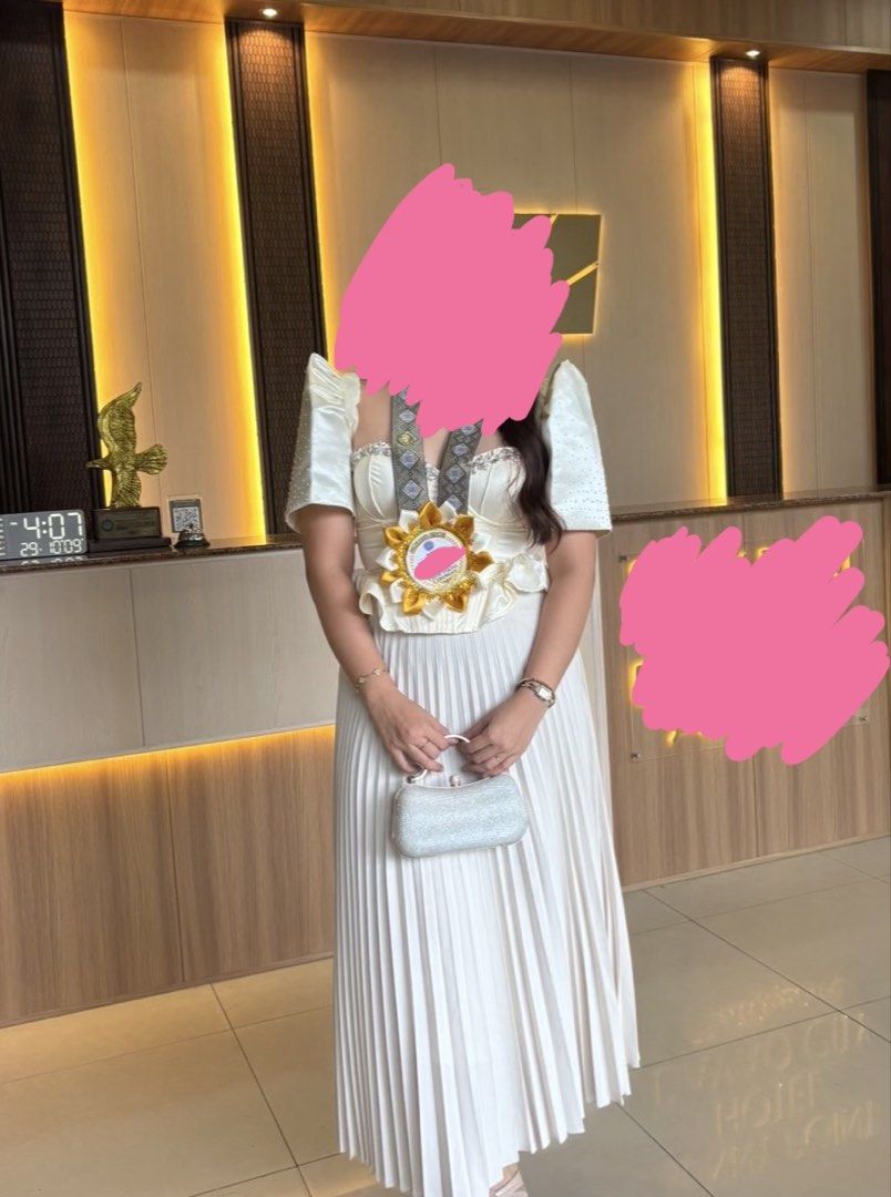 Cream Corset Filipiniana Set (Category: Dresses) located in Davao. Submitted by mielle_888 (Listing ID 1467701140, Image 2). Description: - Shein Cream Corset Filipiniana Top with detachable sleeves : Medium size (1.2k) - Pleated Skirt: M-L size (stretchable), fits my 30-inch waist (700) - Set price: 💸1.5k -No flaws, good as new - Got used on only 1 event.