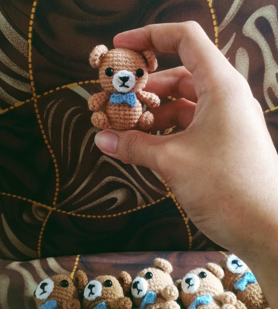 Crochet mini bear (Category: Handmade Craft) located in Manila. Submitted by flowerfins (Listing ID 1467753983, Image 2). Description: php 85 each crochet keychain mini bear 2inch in size.