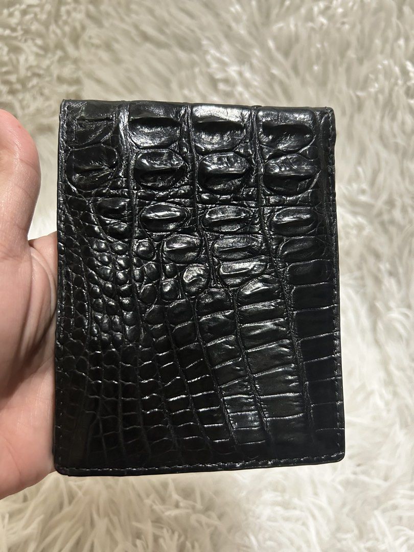 Crocodile Skin Men’s Wallet (Category: Wallets & Card Holders) located in Pasig City. Submitted by minminreyn (Listing ID 1467738619, Image 3). Description: 6 card slots 3 compartment paper bills W/window Picture No issue Bifold Cavite Jnt or Lalamove.