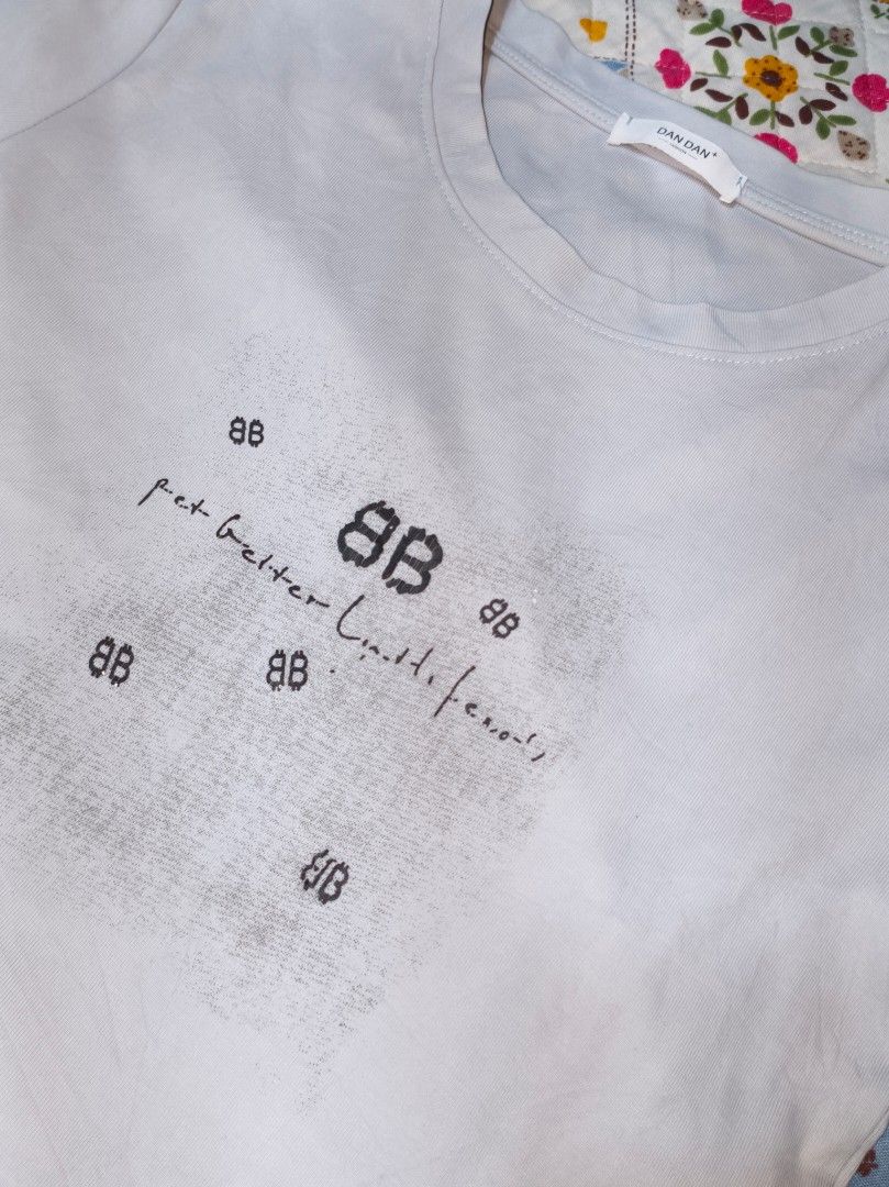 Crop Shirt (Category: Shirts) located in Las Pinas. Submitted by dnbrbnt (Listing ID 1467612346, Image 2). Description: small to semi med loc. las piñas.