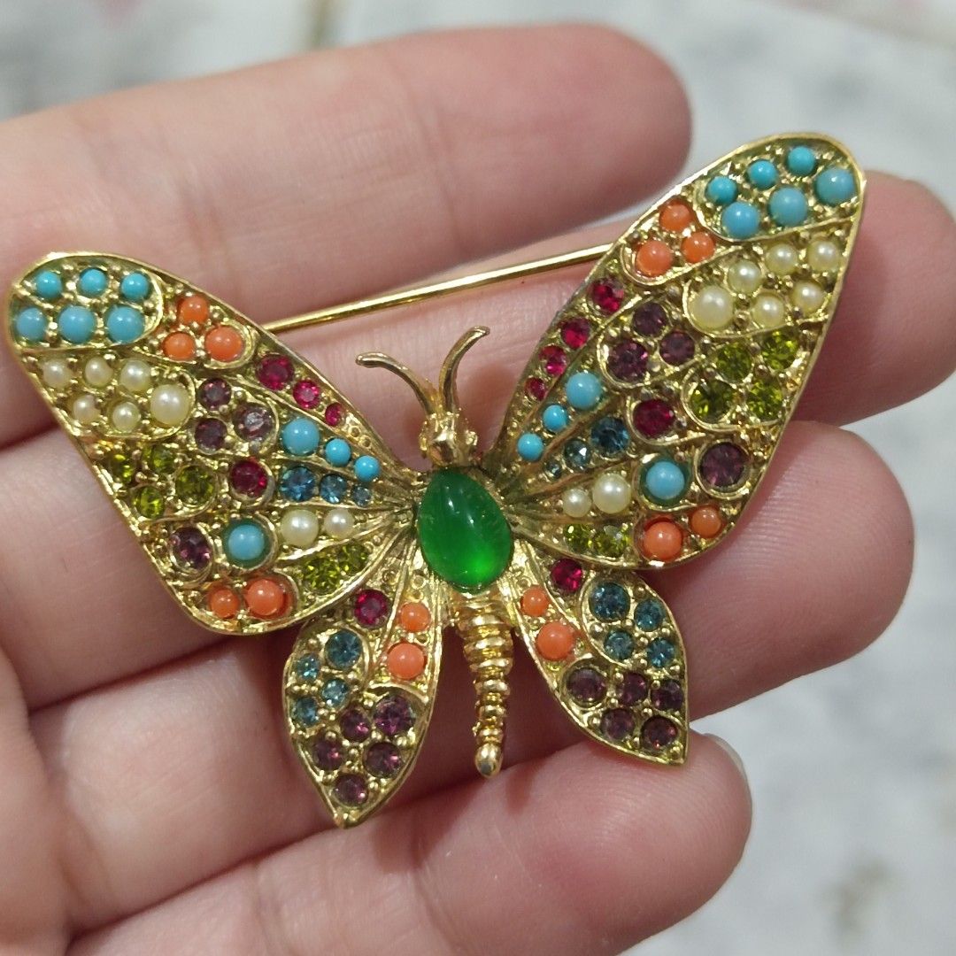D Orlan Brooch (Category: Brooches) located in Manila. Submitted by maxineamber (Listing ID 1467643845, Image 1). Description: D Orlan Multi colored butterfly brooch pin..