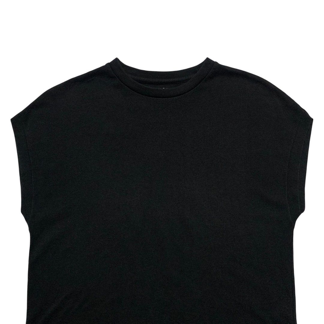 Danton Dolman Sleeveless Shirt (Category: Others Tops) located in Baguio. Submitted by thesecretshop_ph (Listing ID 1467733234, Image 3). Description: Size: Large Lenght: 24” Width: 19” Issue: -.