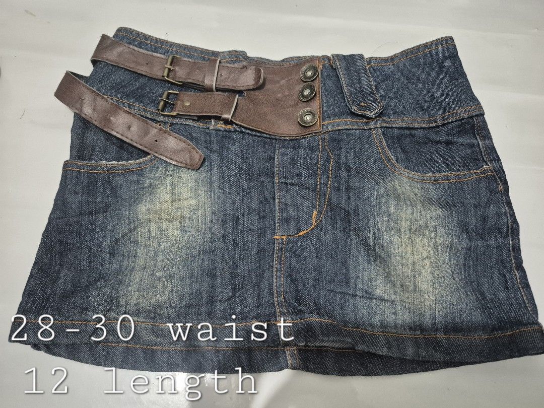 Y2k Animal Print Scale Sequins Top & Dark Washed Denim Mini skirt Set (Category: Skirts) located in Calamba. Submitted by bb.lace (Listing ID 1467611241, Image 2). Description: flaw: signs of usage on leather belt skirt design no issue on top 250 ea set - P420.