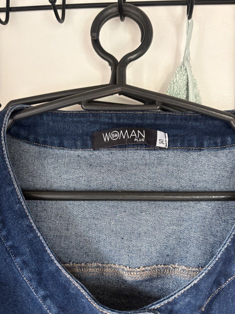denim vest plus size (Category: Sleeveless) located in Pasig City. Submitted by meowdei (Listing ID 1467608135, Image 3). Description: - Brand/Style: Woman Plus dark blue denim vest - bought this at SM dept store last dec 2025 - Size: 5L - used twice or thrice only i think - delivery options: lalamove, jnt, grab, etc - mod: gcash, maribank, bpi.