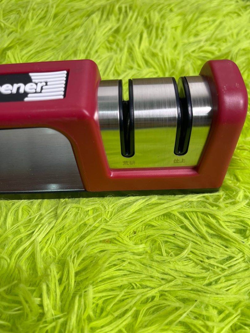 Diamond knife sharpener (Category: Other Kitchen Appliances) located in Manila. Submitted by nicanicss (Listing ID 1467644314, Image 1). Description: Diamond knife sharpener new - old stock ₱300.