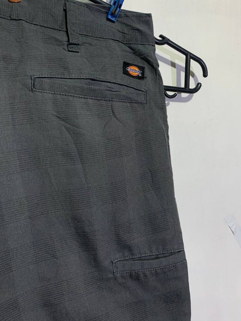 dickies plaid work wear shorts (Category: Activewear) located in Libon. Submitted by clarenceramirez (Listing ID 1467742714, Image 3). Description: d1ckies work-wear jorts ‎36 waistline ‎21 inches length ‎12 inches leg opening ‎condition: 9.5/10.
