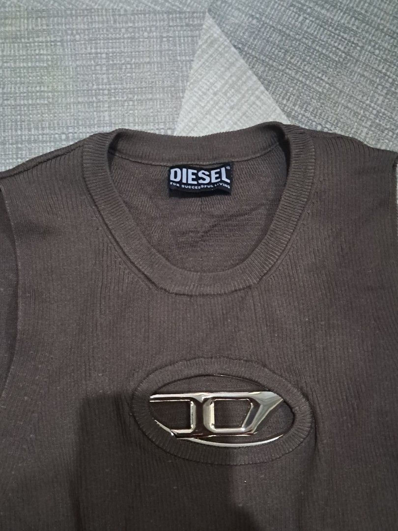 Diesel top (Category: Maternity wear) located in Cebu City. Submitted by chill_zy (Listing ID 1467759934, Image 2). Description: .