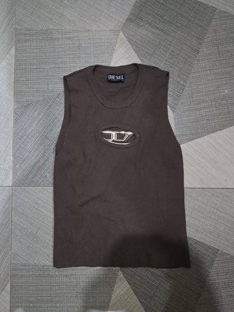 Diesel top (Category: Maternity wear) located in Cebu City. Submitted by chill_zy (Listing ID 1467759934, Image 1). Description: .