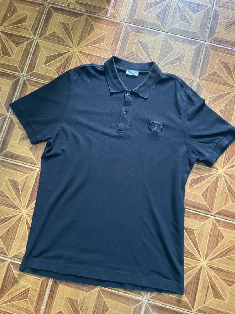 dior essentials CD embroidery logo polo (Category: Luxury Apparel) located in Manila. Submitted by kerikeridulce (Listing ID 1467633764, Image 1). Description: Size Xxl Excellent condition Used authentic.