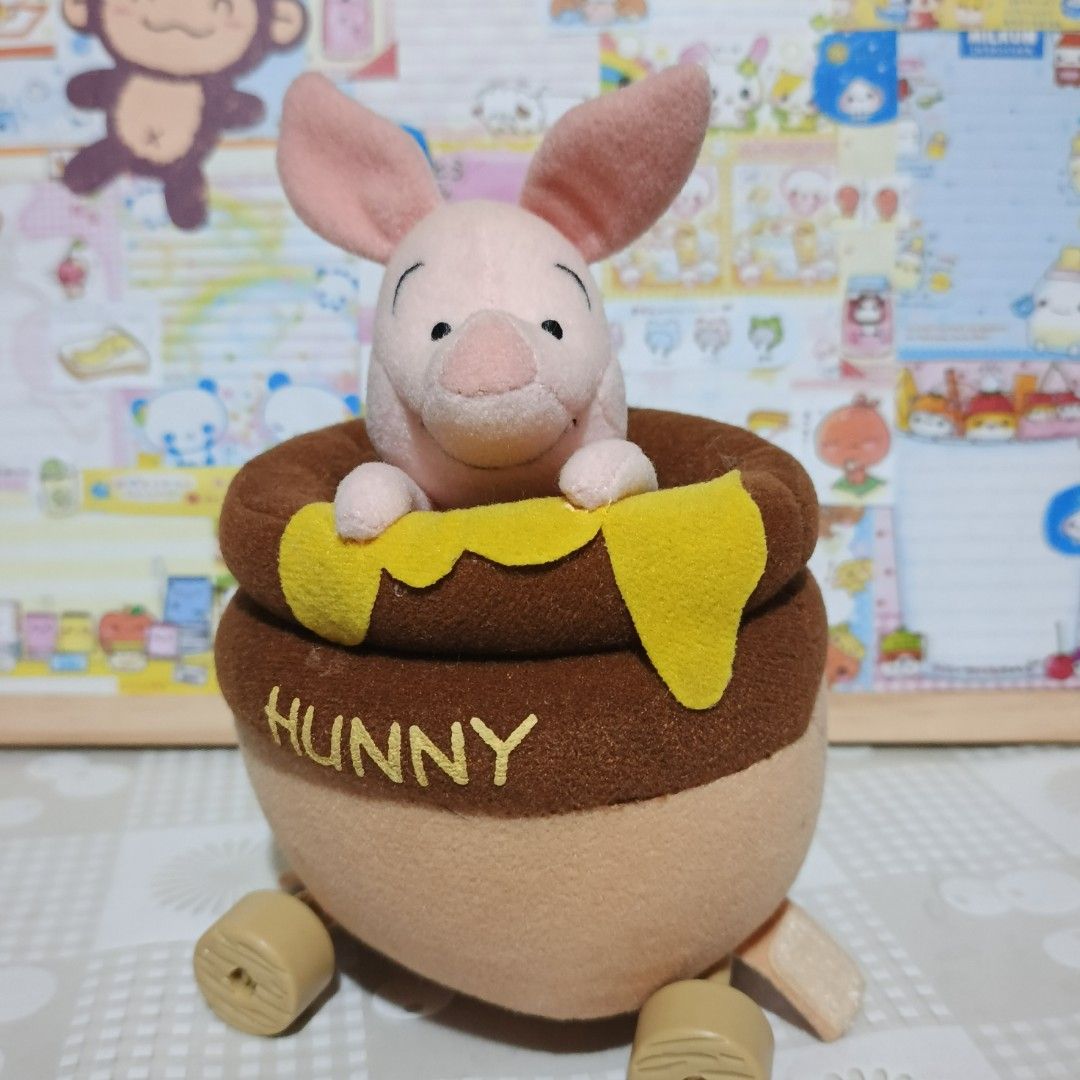 Disney Piglett (Category: Plushies & Soft Toys) located in San Pablo. Submitted by oreospicks (Listing ID 1467749136, Image 1). Description: .